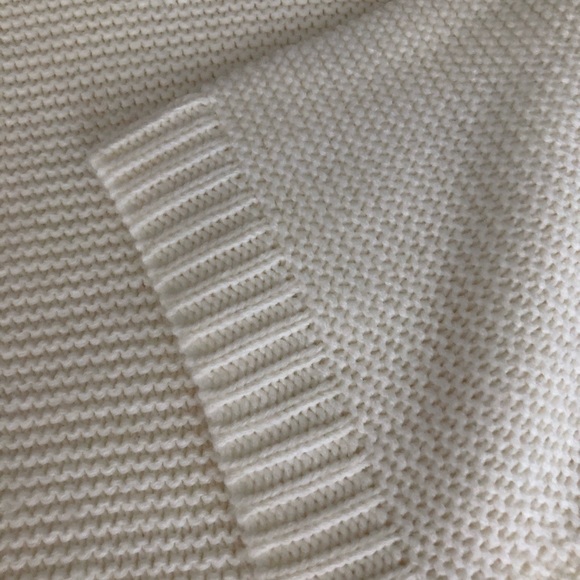 H&M *worn once* turtleneck knit sweater - Picture 5 of 8